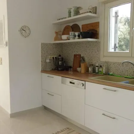 Stefania Villa Agios Georgios Pagon
