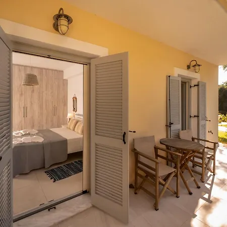 Stefania וילה אגיוס גיורגיוס פגון