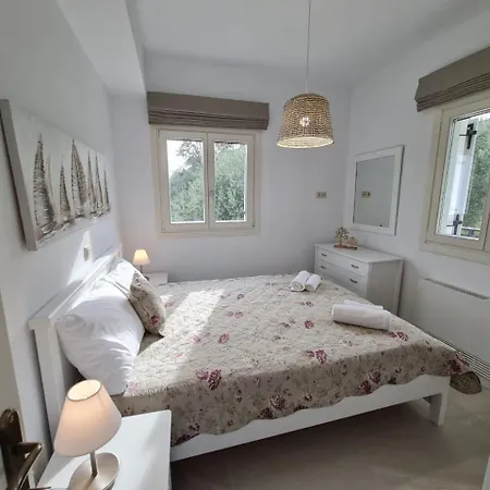 Stefania * 圣佐治欧斯帕贡